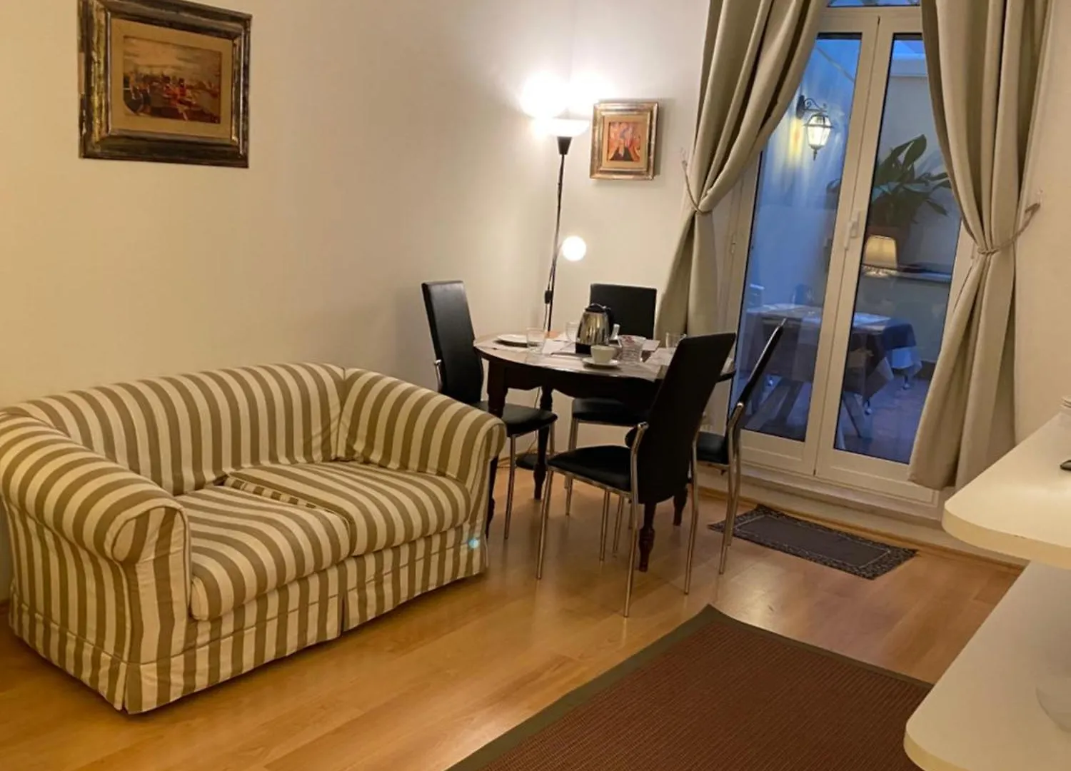 Lux Po House Apartment Rome 0*,